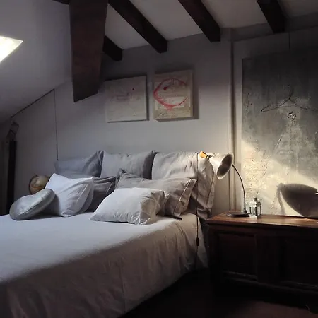 فندق مبيت وإفطار Casa D'arte بارما