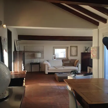 Casa D'arte فندق مبيت وإفطار بارما